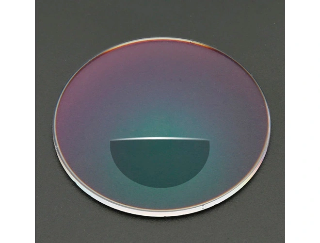 verres de lunettes photochromiques