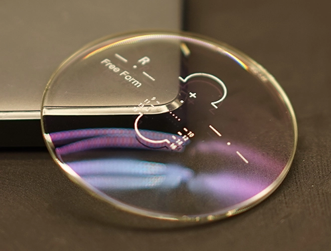 verres-de-prescription-progressifs-personnalisés-en-laboratoire-optique-freeform-4